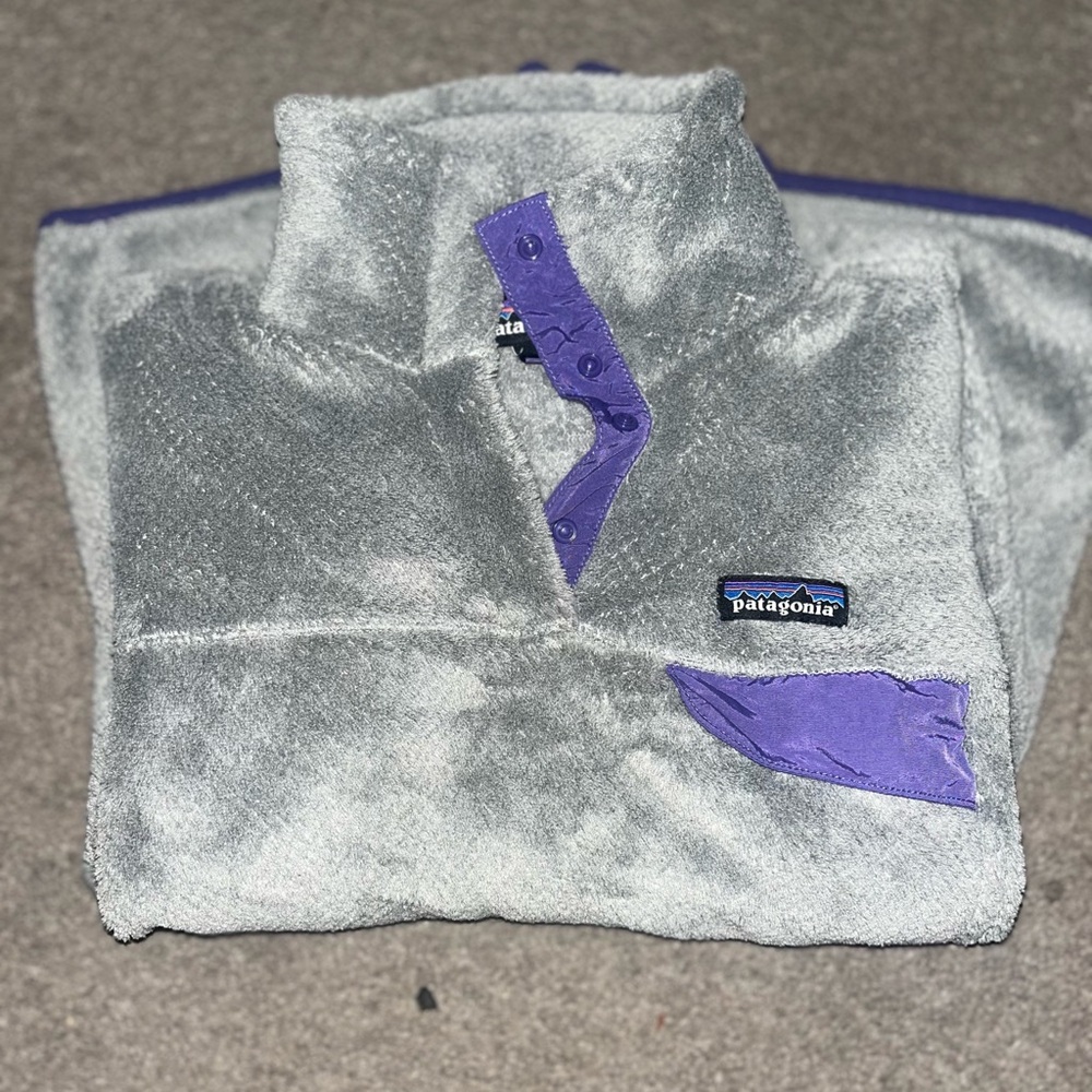 Patagonia Silver and Purple Snap-T Fleece